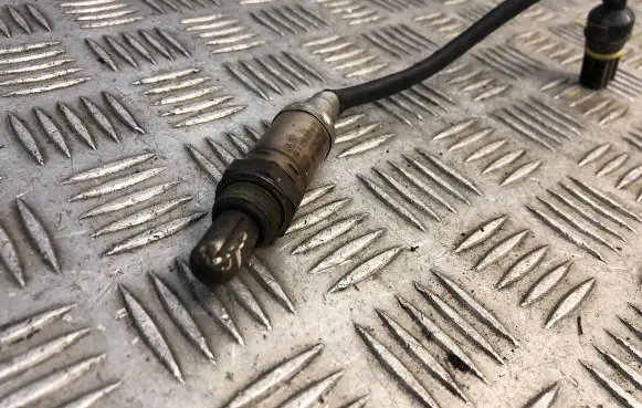 BMW 5 E60 E61 Lambda probe sensor 0258003477