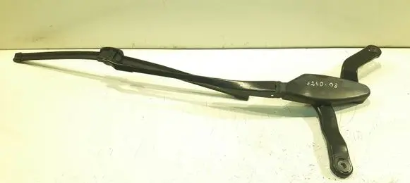 Mercedes-Benz E W211 Windshield/front glass wiper blade A2118240049