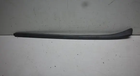 Peugeot 308 SW Windshield trim 9680623980