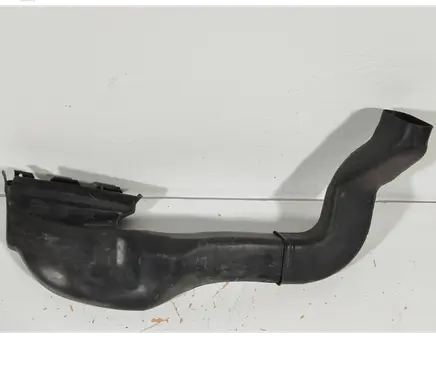 Audi A3 S3 8L Air intake duct part 8L0129602