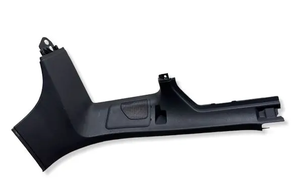 Volvo XC70 (D) pillar trim (bottom) 1882