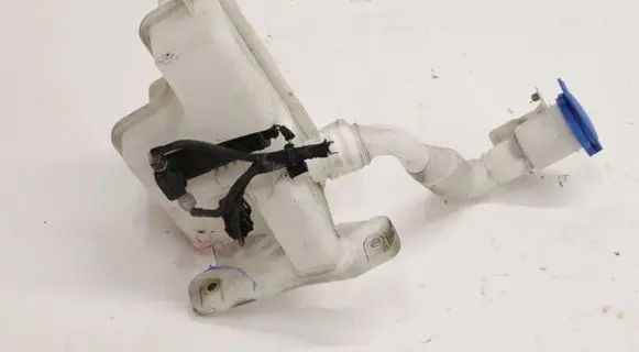 Volkswagen PASSAT B8 Windshield washer fluid reservoir/tank 3Q0955448D