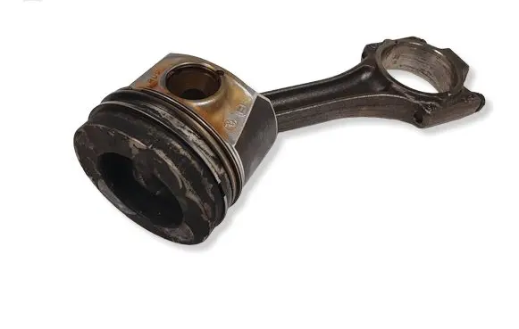 Volkswagen Golf VII Piston with connecting rod 