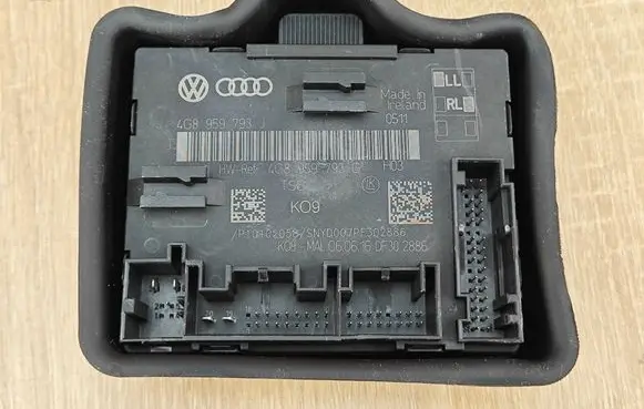 Audi A6 S6 C7 4G Door control unit/module 4G8959793J