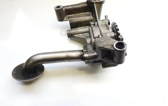 Audi A3 S3 8P Oil pump 03815121a