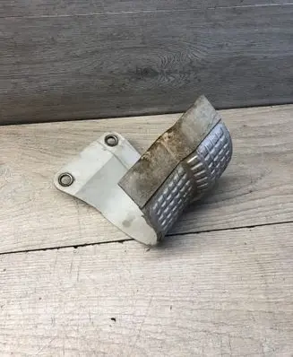 Volkswagen PASSAT B8 Exhaust heat shield 1J0407721G