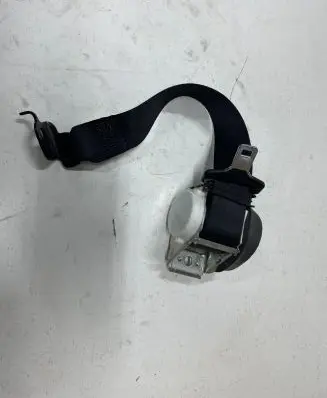 BMW X4 F26 Rear seatbelt 7258445