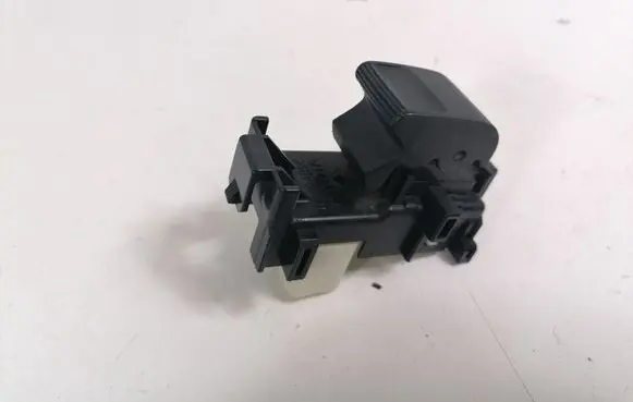 Toyota RAV 4 (XA30) Electric window control switch 8292F76
