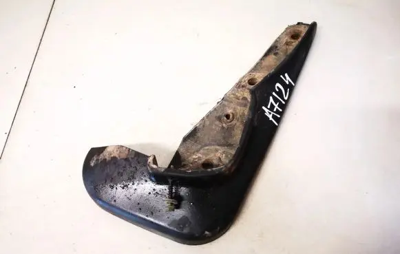 Nissan Almera Tino Front mudguard 
