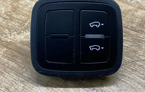 Porsche Macan (95B) Tailgate opening switch 95B959511B 51W1314