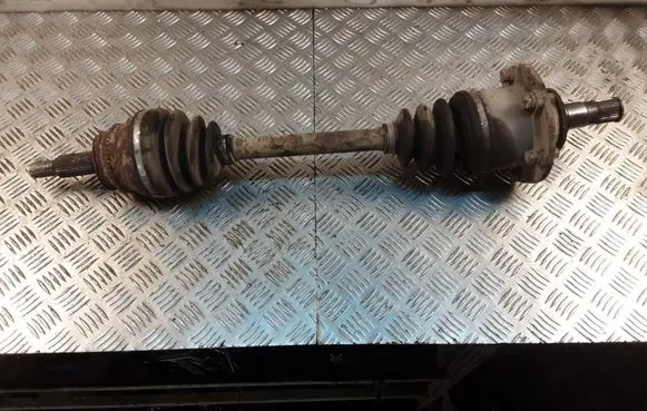 Mitsubishi Pajero Rear driveshaft