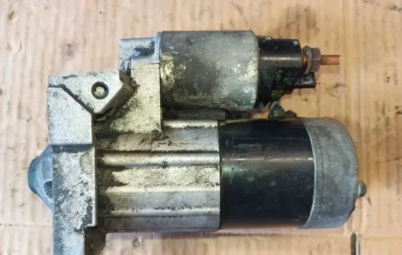 Renault Scenic II - Grand scenic II Starter motor