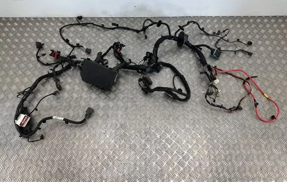 Volvo XC40 Engine installation wiring loom 9401961