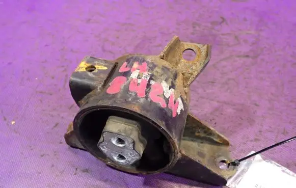 Hyundai i20 (PB PBT) Gearbox mounting bracket