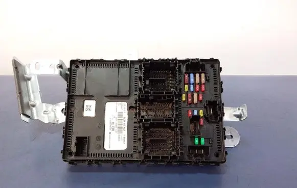 Ford Fiesta Comfort/convenience module JU5T-15604-EJH