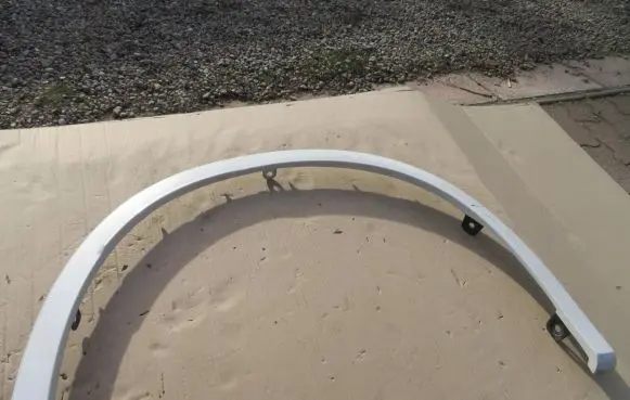 Fender trim (molding)
