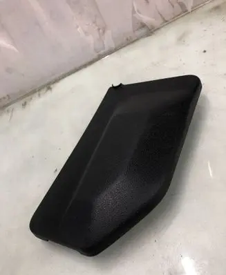 Peugeot Expert Other trunk/boot trim element 9813513377