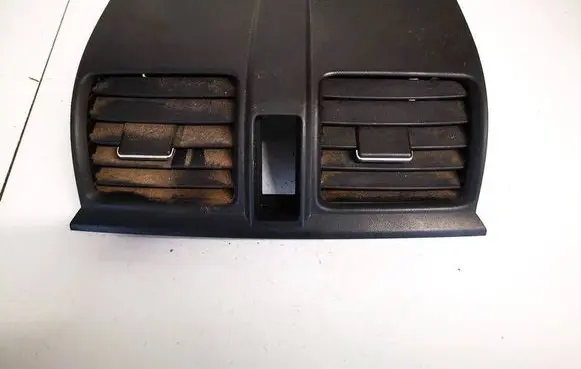 Honda CR-V Dash center air vent grill 77610swaa0 77610-swa-a0