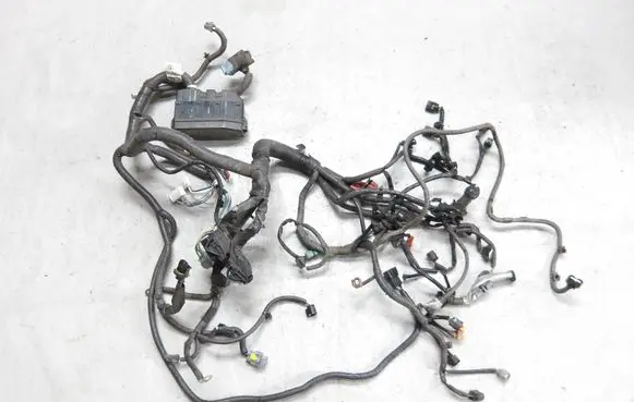 Nissan Qashqai Engine installation wiring loom 
