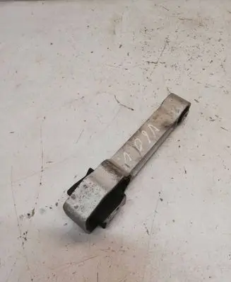 Volvo V60 Engine mount bracket 31430441