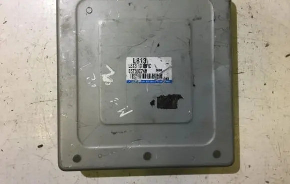 Mazda 6 Engine control unit/module L81318881D E6T50674H