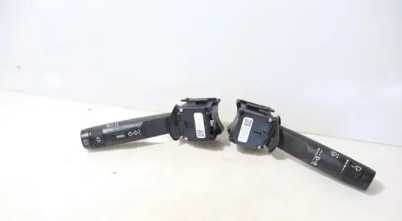 Chevrolet Cruze Light switch