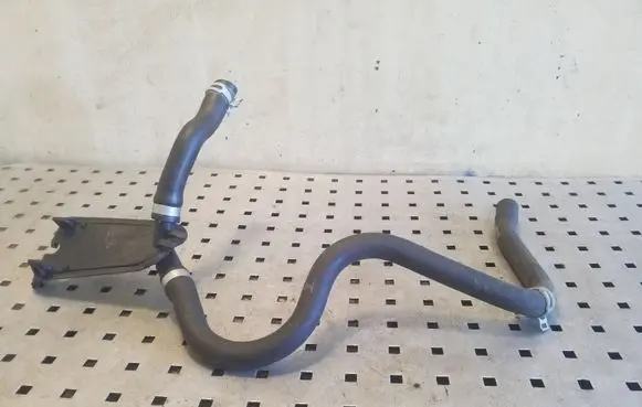 Volvo XC90 Engine coolant pipe/hose 31493273