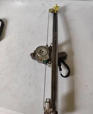 Renault Trafic II (X83) Front door window regulator with motor 37103001