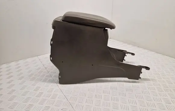 Toyota Land Cruiser (J120) Armrest 5891260080