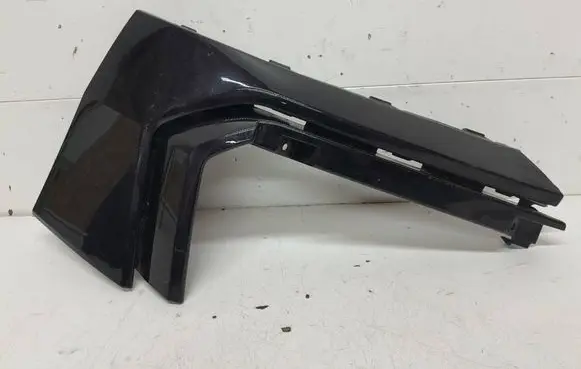Volkswagen Tiguan Front bumper corner part panel trim 5NA853211C