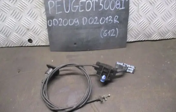 Peugeot 5008 Engine bonnet/hood lock release cable 