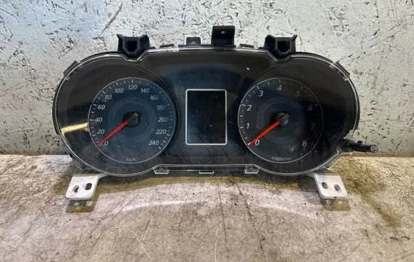 Mitsubishi Lancer X Speedometer (instrument cluster) 769166220H