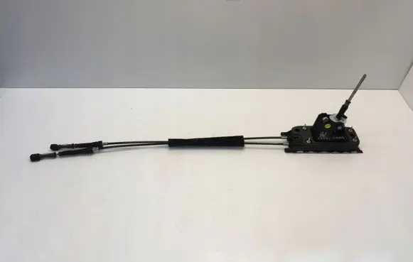 Audi Q2 - Gear shifter/selector 5Q0711049BP