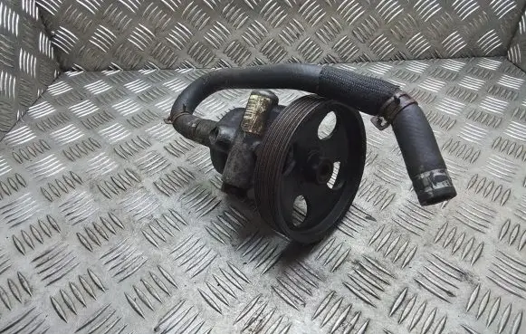 Renault Laguna II Power steering pump 8200100082 8200096704