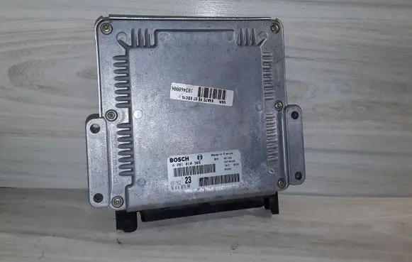 Citroen C5 Engine control unit/module 0281010365 9641607980