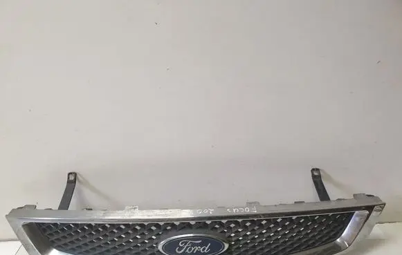 Ford Focus Front grill 4S418200