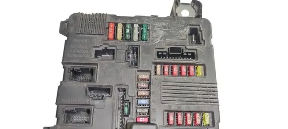 Renault Scenic II - Grand scenic II Central body control module UPCX84