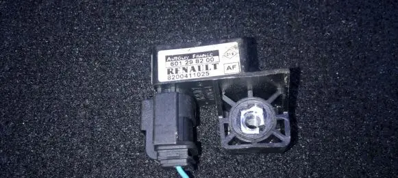 Renault Scenic II - Grand scenic II Airbag deployment crash/impact sensor 8200411025 601298200
