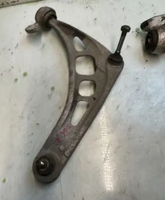 BMW 3 E46 Front control arm 80087068