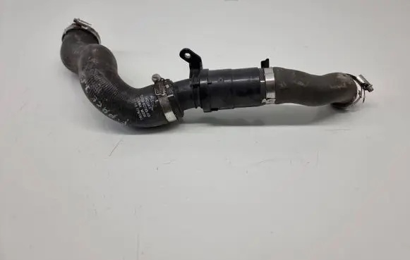 Jaguar F-Pace Intercooler hose/pipe GX636K863A