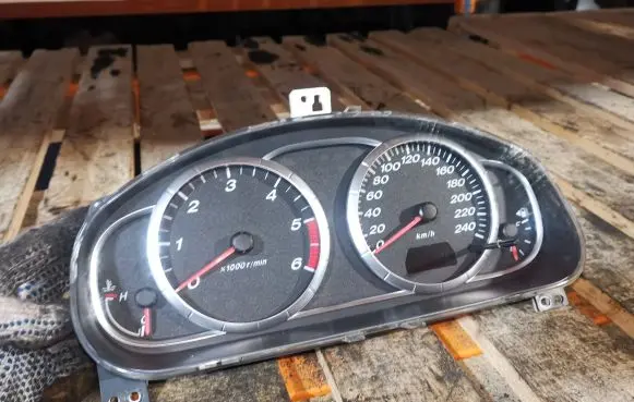 Mazda 6 Speedometer (instrument cluster) GR1N