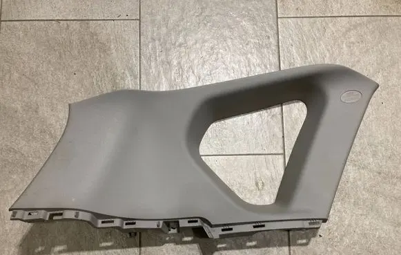 Toyota Auris E180 (D)pillar trim (top) 6248002280 1-08290