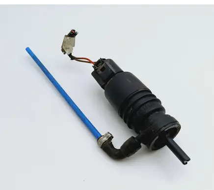 Mercedes-Benz C W203 Windscreen/windshield washer pump 0165454626
