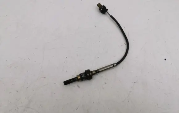 Mercedes-Benz A W169 Exhaust gas temperature sensor A0051539328 0703369906673