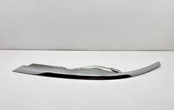 Toyota Auris E180 Under headlight/headlamp trim 5318202090 5318202100