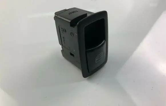 Mercedes-Benz ML W164 Electric window control switch A2518200510 P3057
