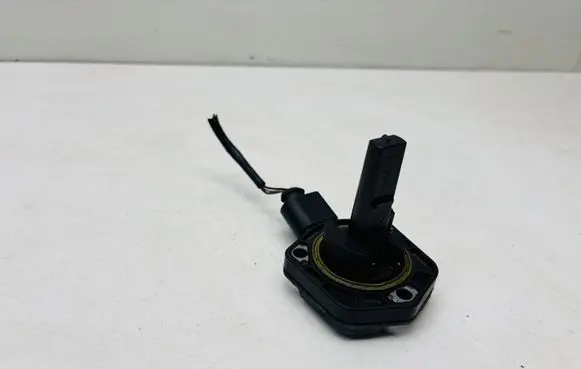 Audi A6 S6 C5 4B Oil level sensor 1J0907660B