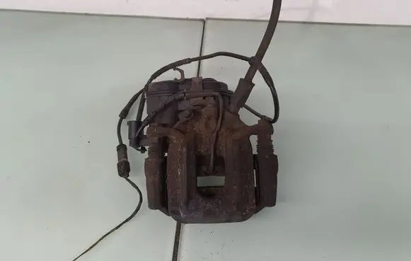 BMW X3 F25 Rear brake caliper 6791018 34216791018