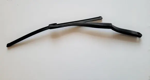 BMW 7 F01 F02 F03 F04 Front wiper blade arm 61617182459 7182459
