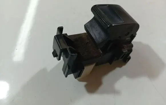 Toyota Auris 150 Electric window control switch 8292X71 829-2X71